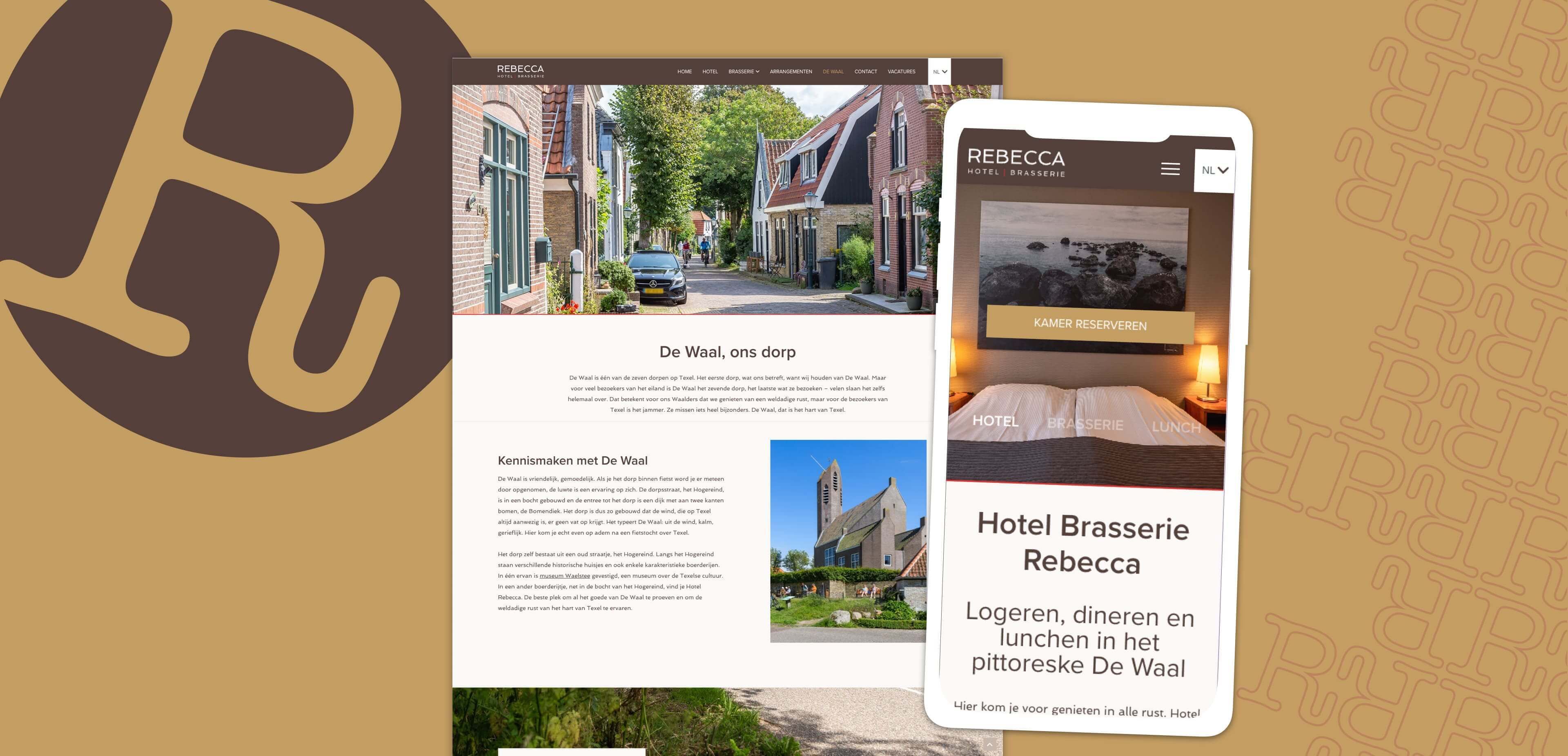 Screenshot van een hotelwebsite met een foto van een rustige straat, een kerk en een mobiele weergave van een hotelkamer en sitenavigatie, met de nadruk op de online diensten van Hotel Brasserie Rebecca in De Waal.